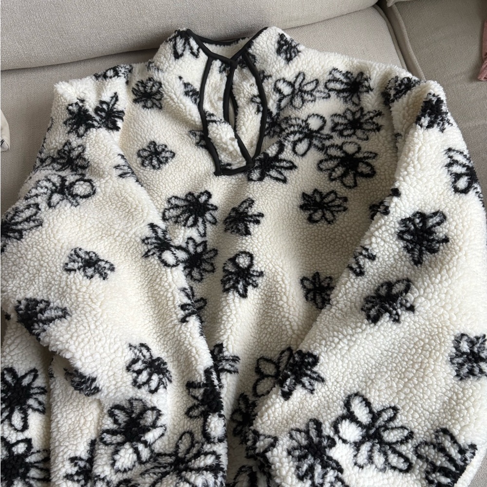 Parke floral fleece pullover L/XL